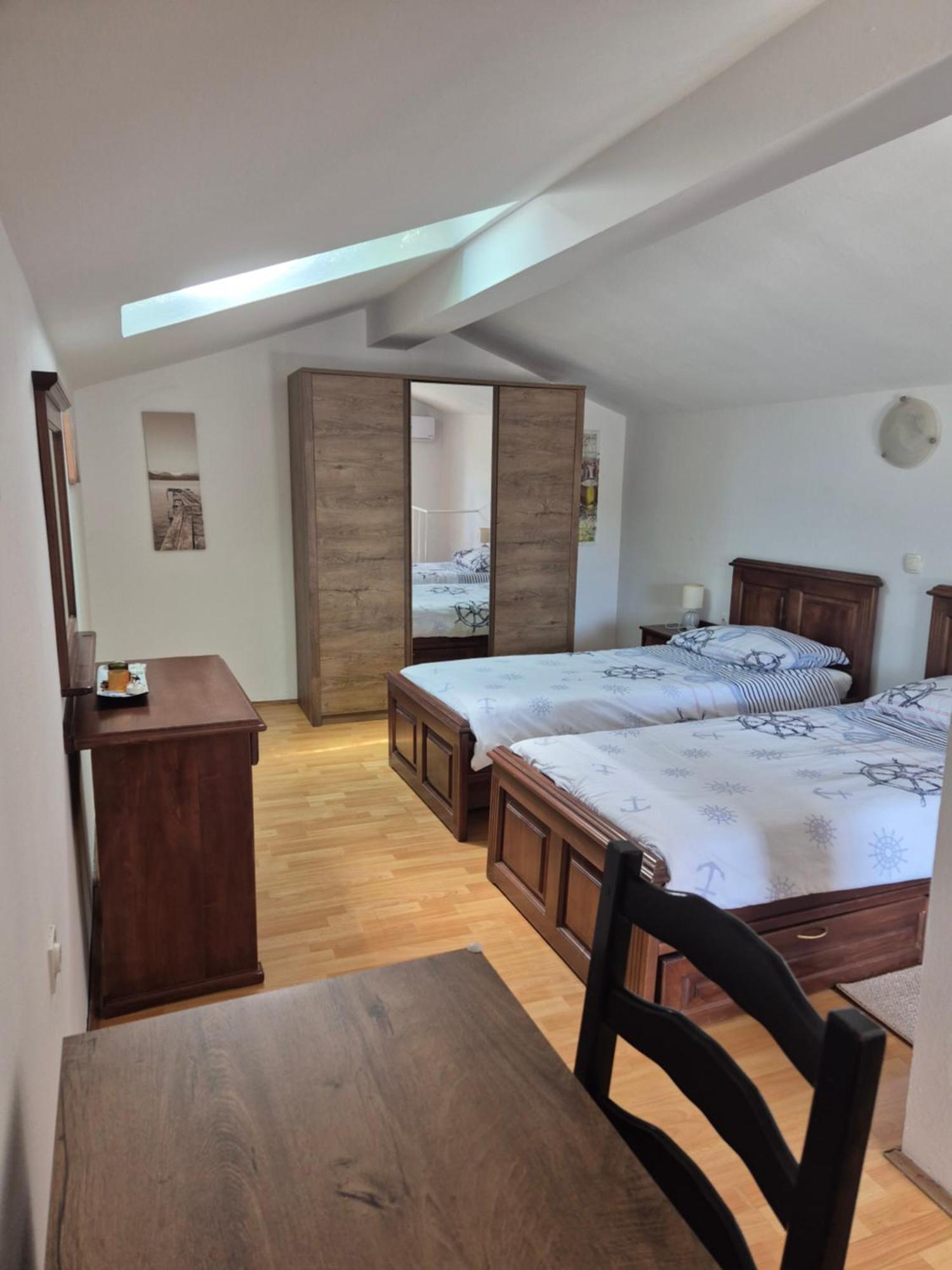 Appartement Kuca Za Odmor Petra à Cepljani Extérieur photo