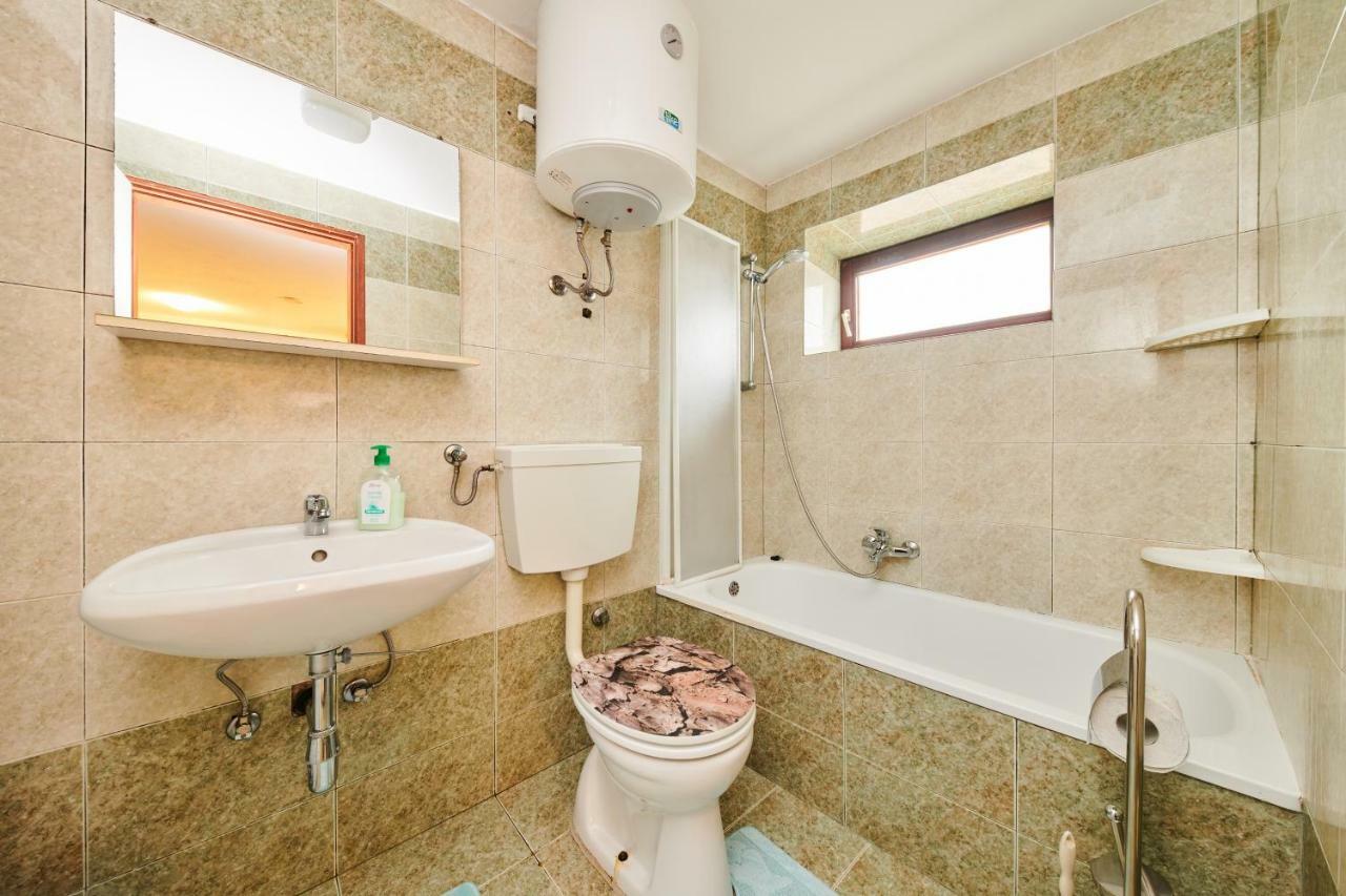 Appartement Kuca Za Odmor Petra à Cepljani Extérieur photo
