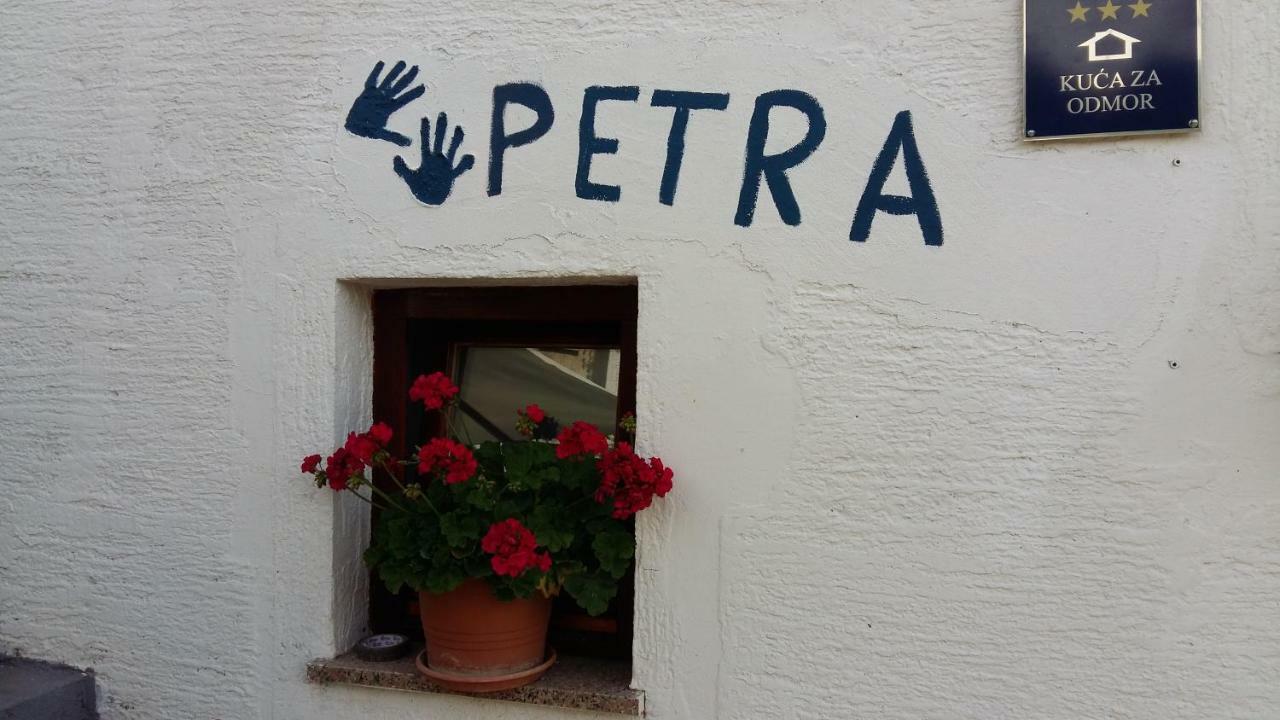 Appartement Kuca Za Odmor Petra à Cepljani Extérieur photo